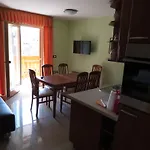 Apartma Masera *