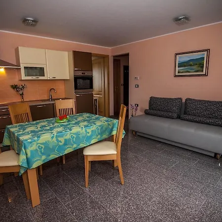 Apartment Masera *